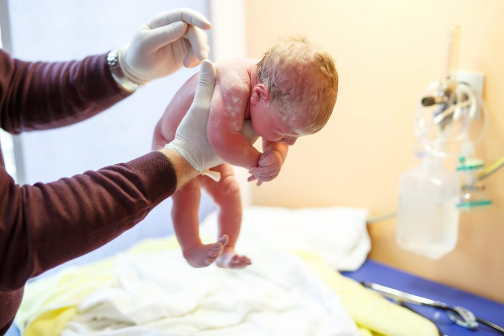 לידת בית מסוכנת פי שלושה מלידה בבית חולים - medpage