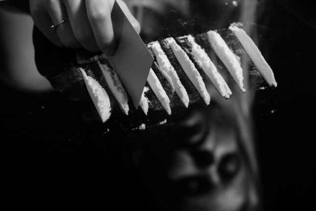 הסנפת תרופות/ סמים. אילוסטרציה