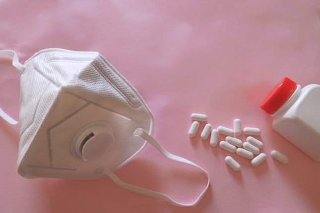 תוספים, טיפול במחלת הקורונה. אילוסטרציה