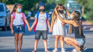 ילדים במגיפת הקורונה. צילום: יוסי אלוני/ פלאש 90